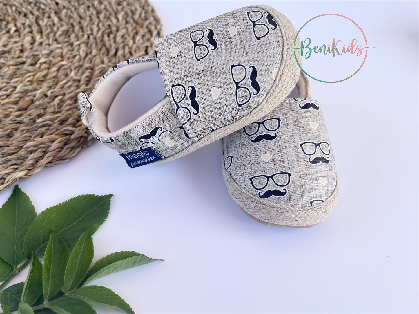 Apercatas Bigodes
