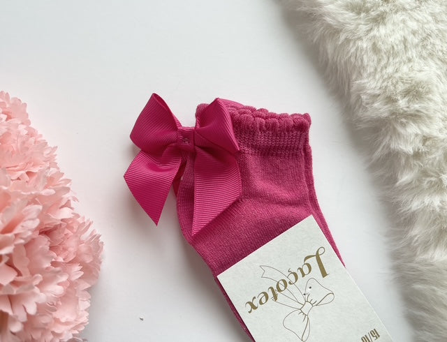 Short Socks with Lace at the Back