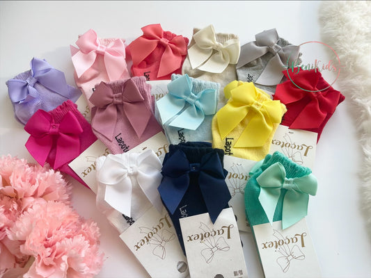Short Socks with Side Tie