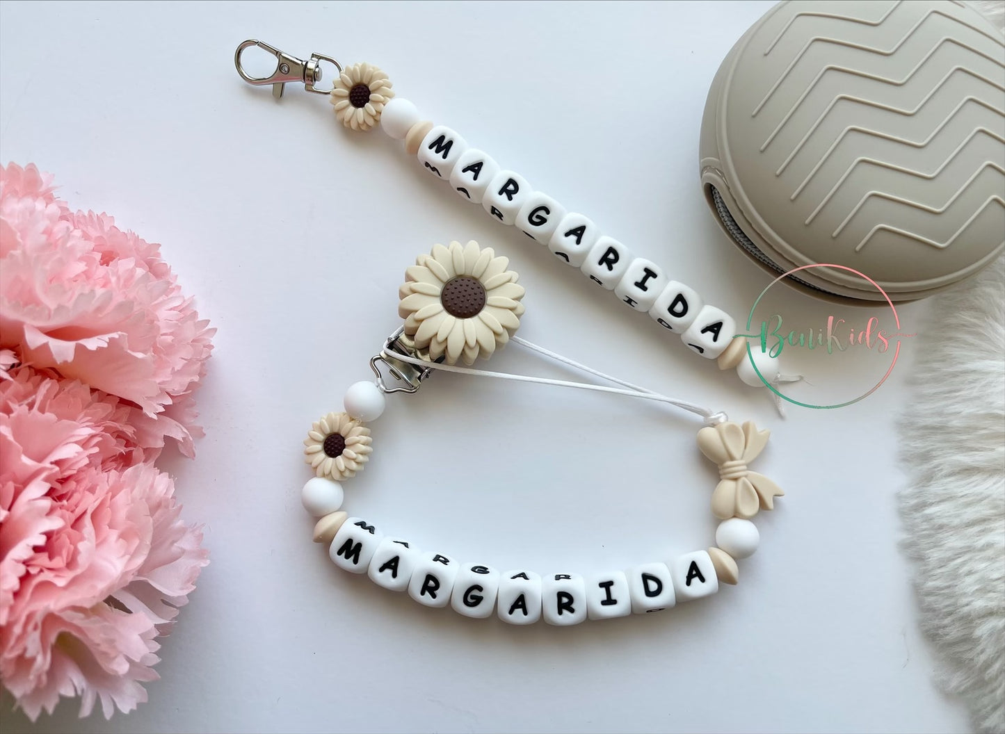 Flower clip