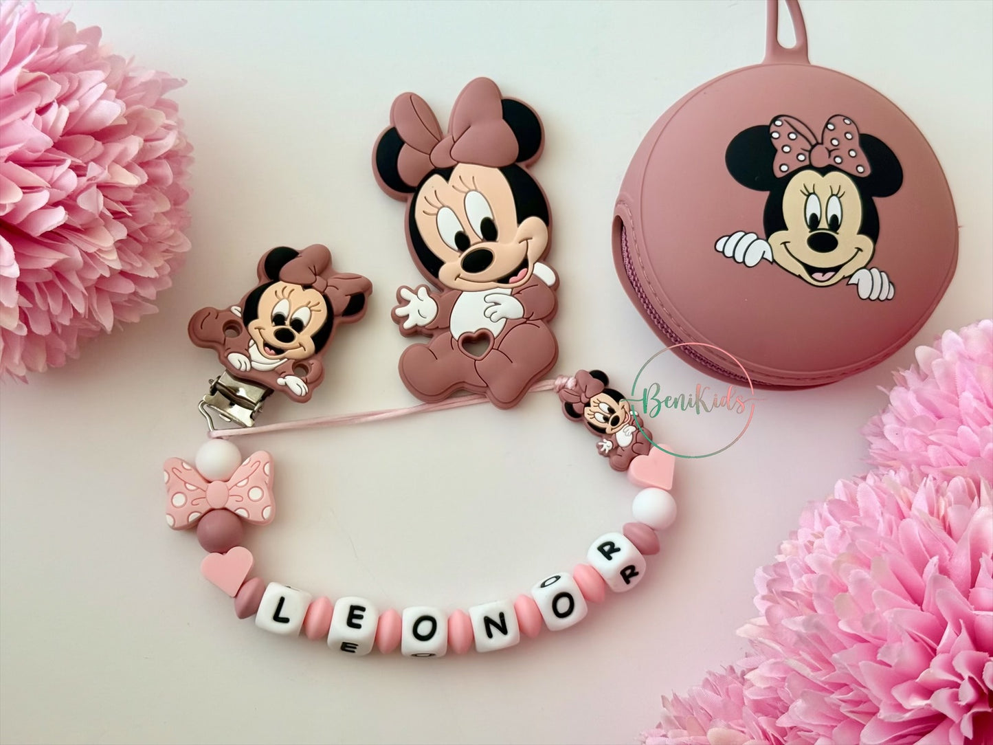 Minnie Mouse Clip