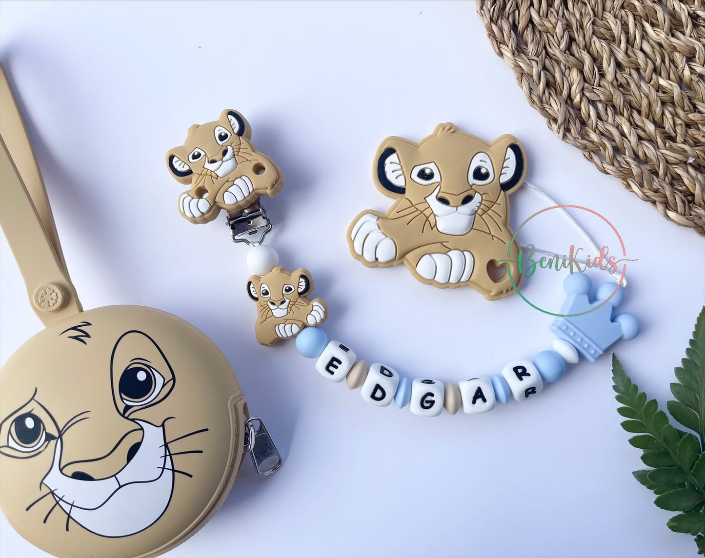 Simba clip