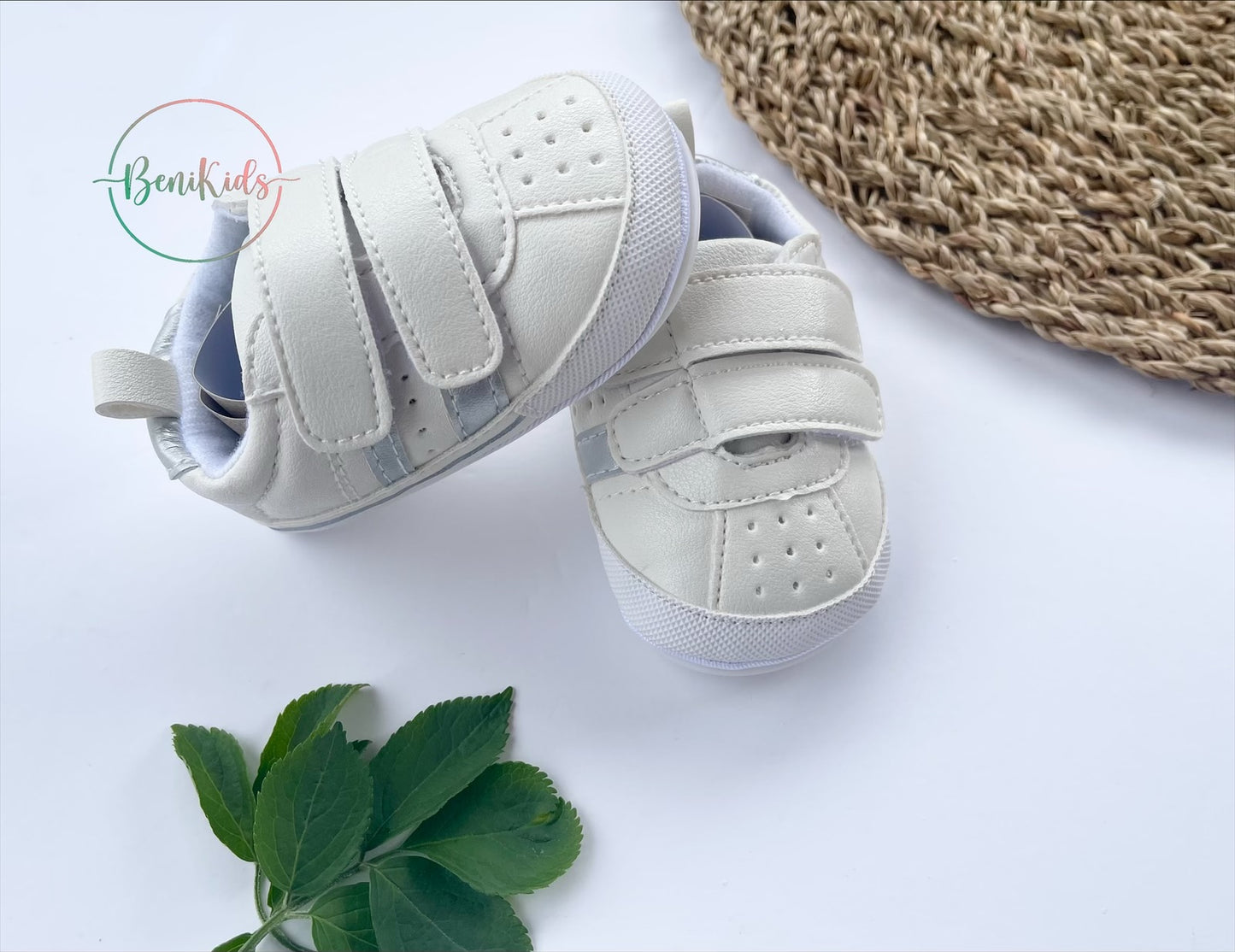 Slyder Sneakers